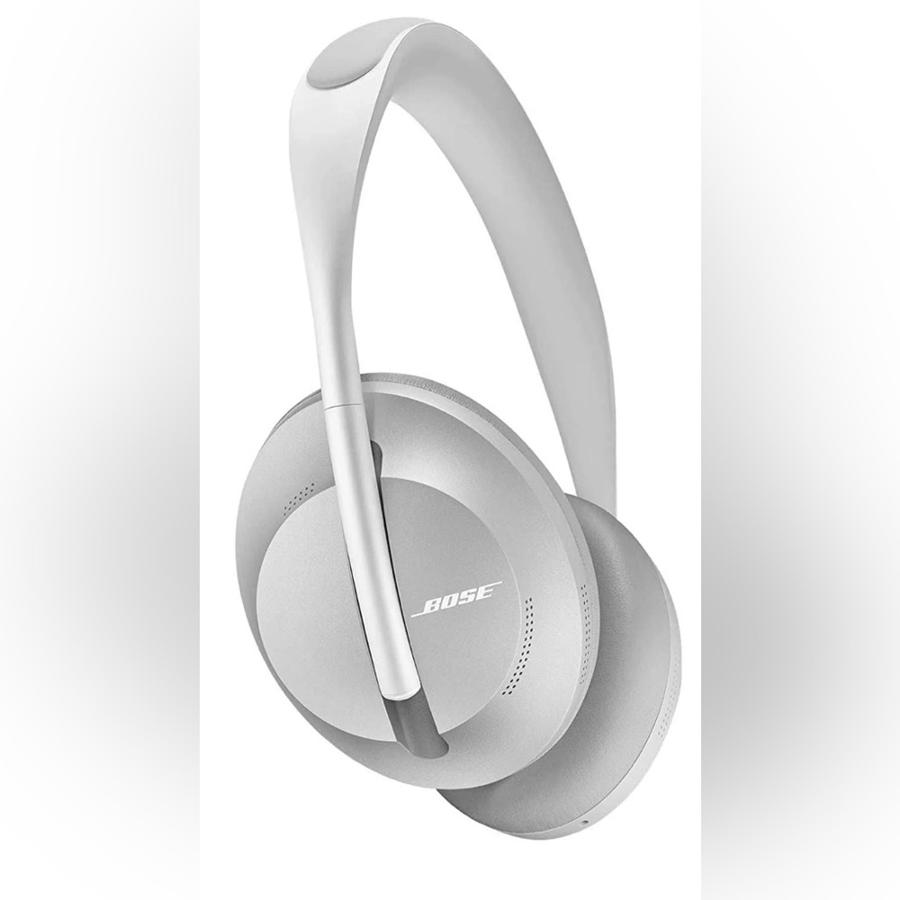 Bose Silver Noise Cancelling Headphones 700